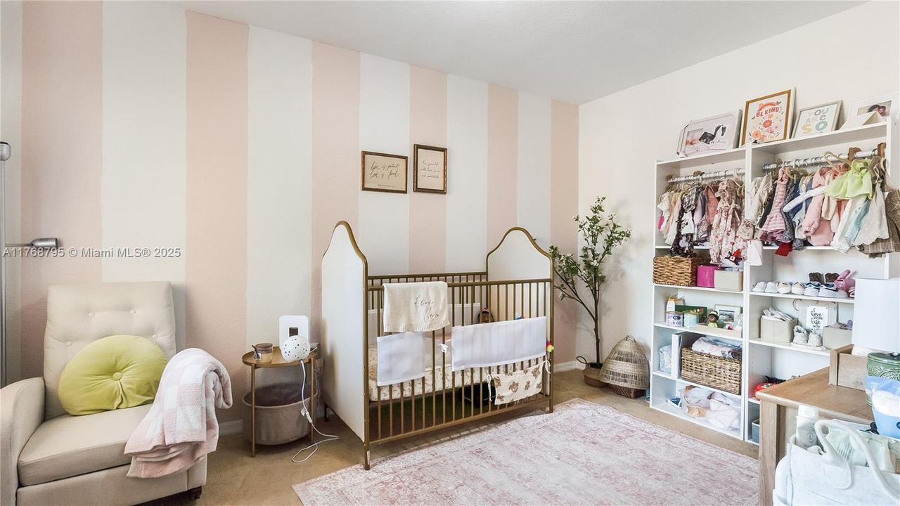 Vendido Recientemente: $510,000 (4 camas, 3 baños, 2190 Pies cuadrados)