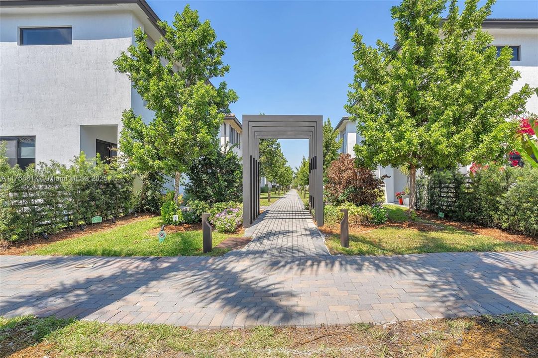 Recently Rented: $5,000 (4 beds, 3 baths, 2158 Square Feet)