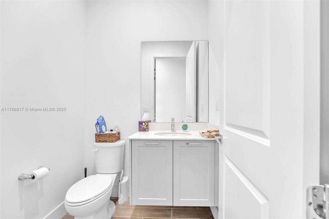 Recently Rented: $5,000 (4 beds, 3 baths, 2158 Square Feet)