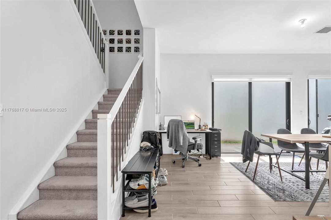 Recently Rented: $5,000 (4 beds, 3 baths, 2158 Square Feet)