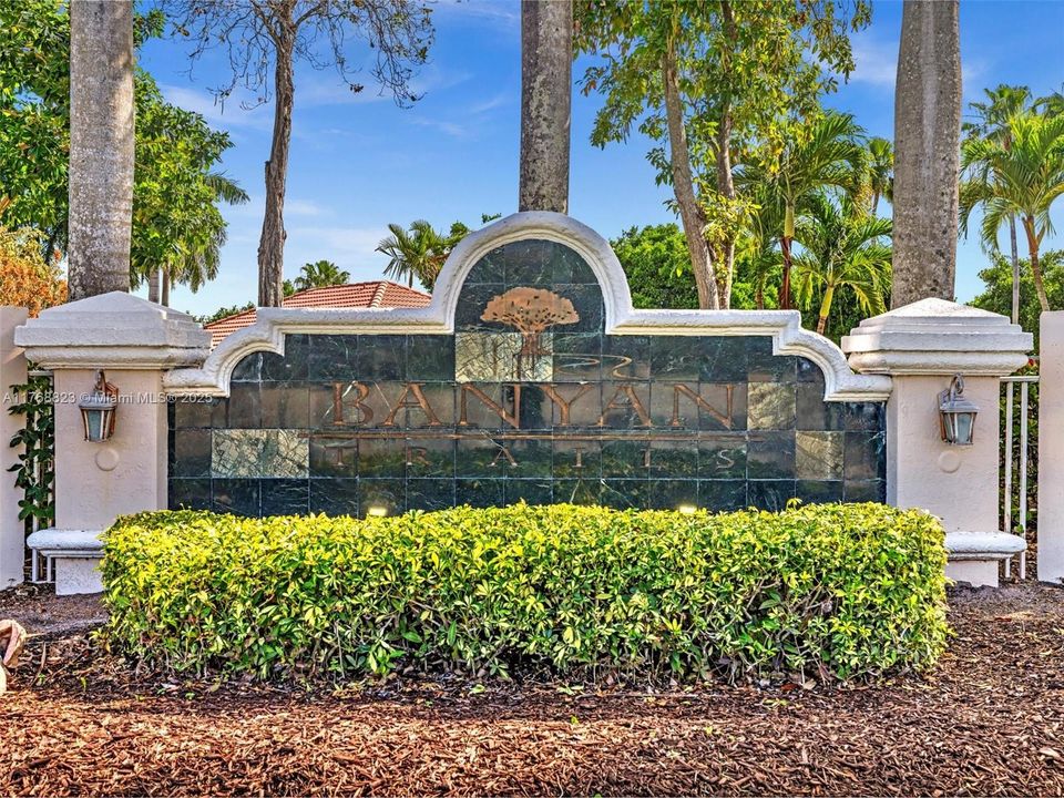 Недавно продано: $760,000 (4 спален, 3 ванн, 2458 Квадратных фут)