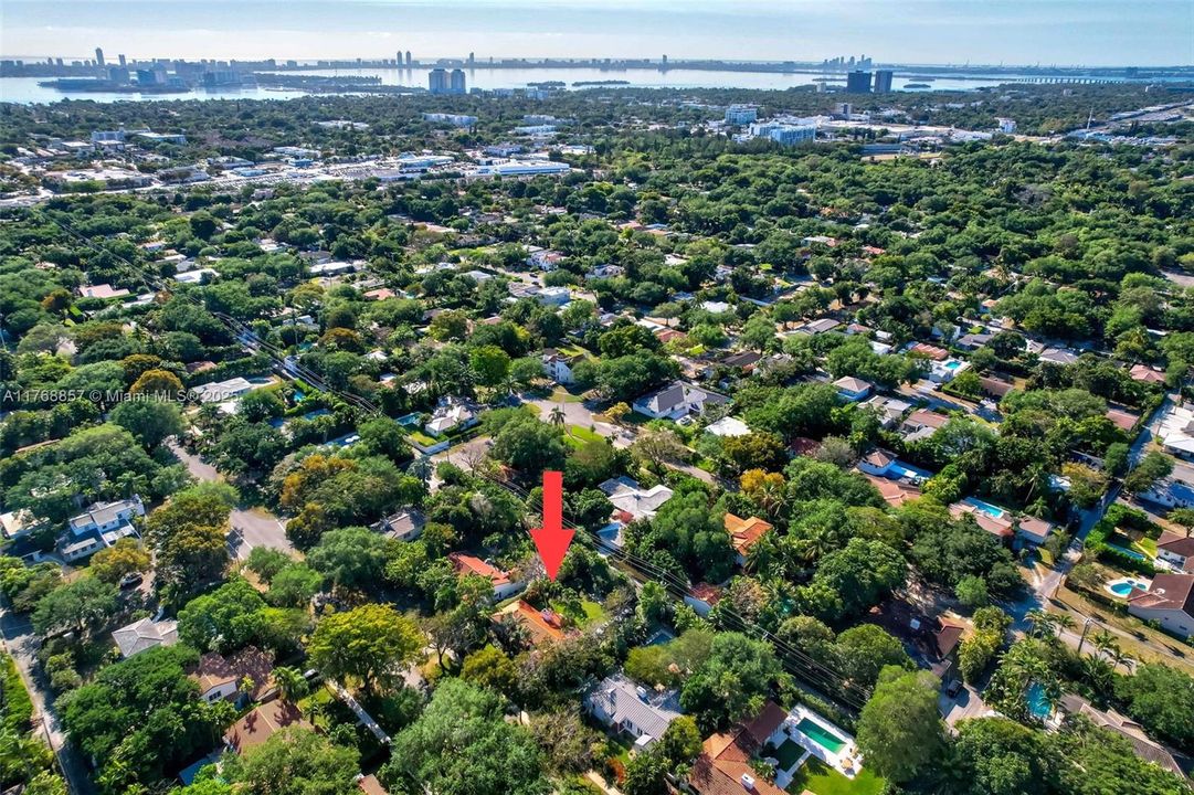 Vendido Recientemente: $1,195,000 (3 camas, 2 baños, 1556 Pies cuadrados)