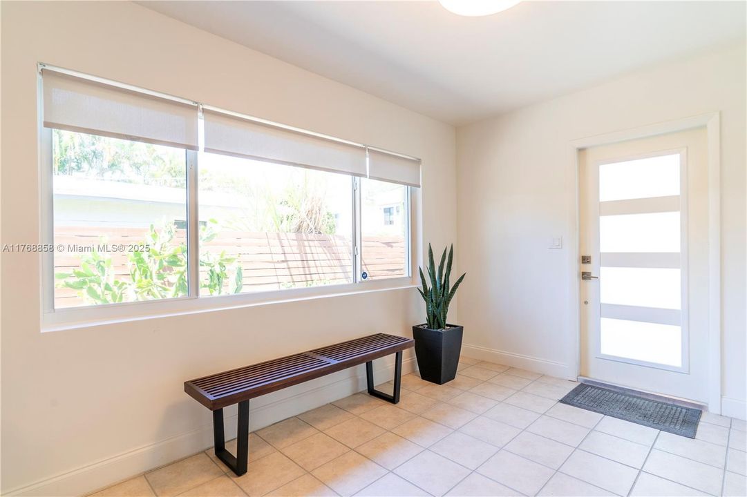 最近售出: $650,000 (0 贝兹, 0 浴室, 1693 平方英尺)