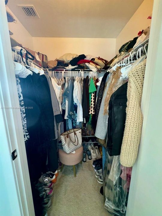 Недавно арендовано: $2,750 (1 спален, 1 ванн, 761 Квадратных фут)