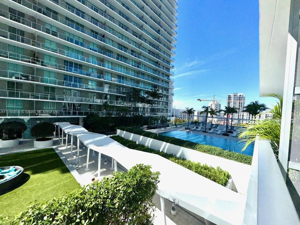 Недавно арендовано: $2,750 (1 спален, 1 ванн, 761 Квадратных фут)