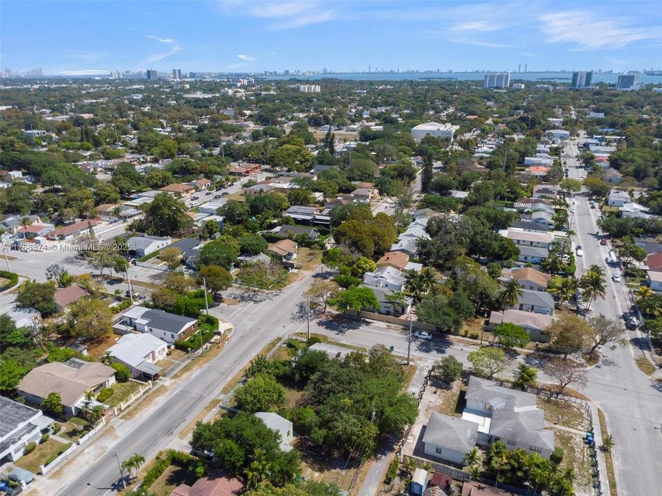 Recently Sold: $685,000 (0.12 acres)