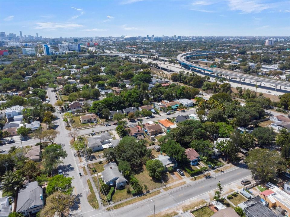 Recently Sold: $685,000 (0.12 acres)