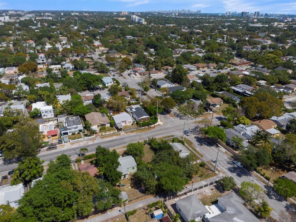 Recently Sold: $685,000 (0.12 acres)