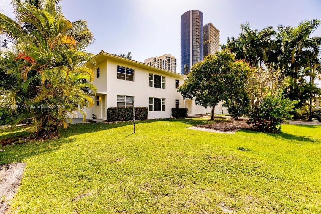 En Venta: $2,800,000 (0 camas, 0 baños, 1998 Pies cuadrados)