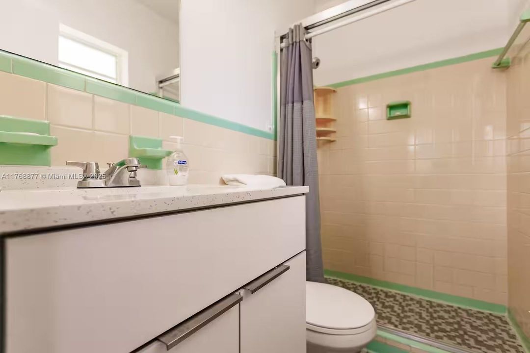 En Venta: $2,800,000 (0 camas, 0 baños, 1998 Pies cuadrados)