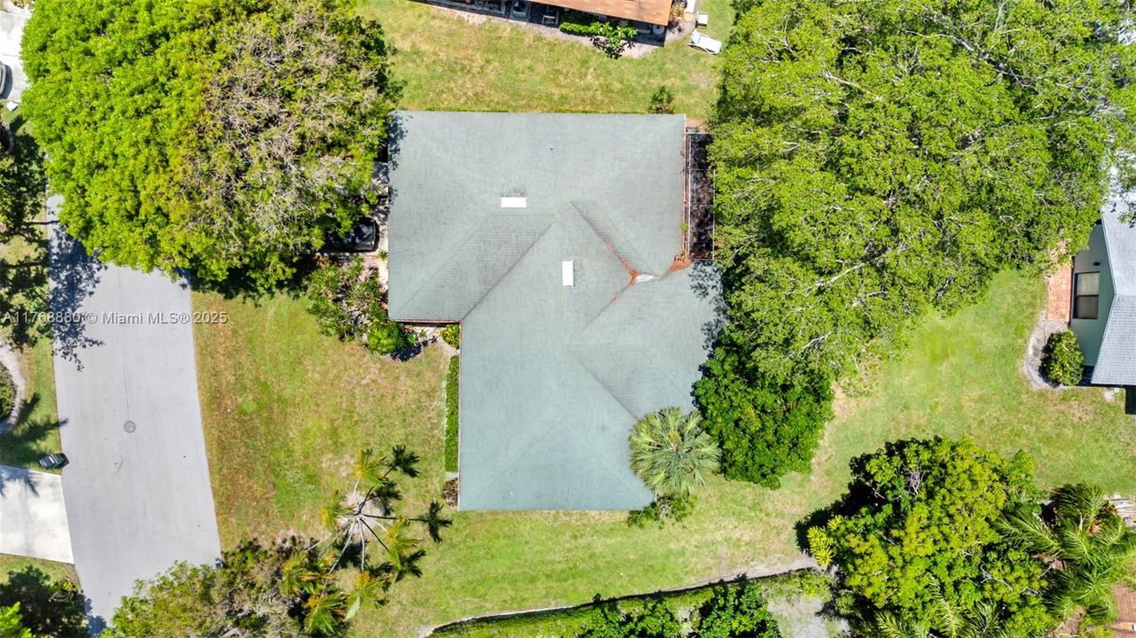 En Venta: $574,000 (3 camas, 2 baños, 1692 Pies cuadrados)