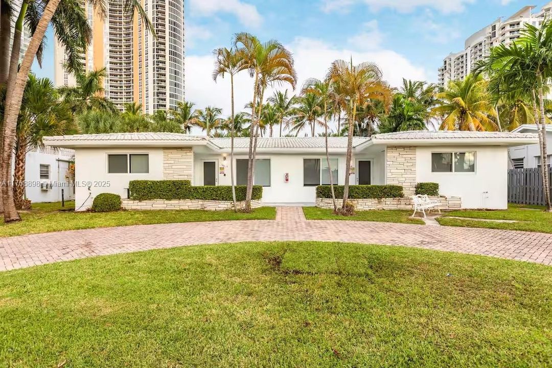 En Venta: $2,750,000 (0 camas, 0 baños, 2220 Pies cuadrados)