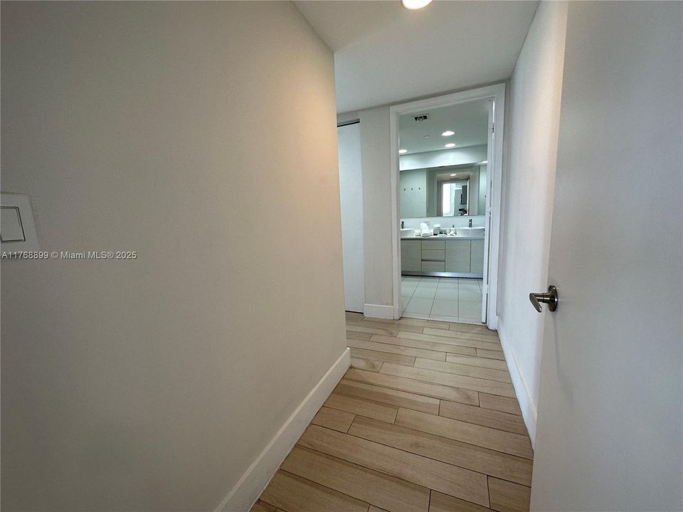 На продажу: $825,000 (3 спален, 3 ванн, 1577 Квадратных фут)