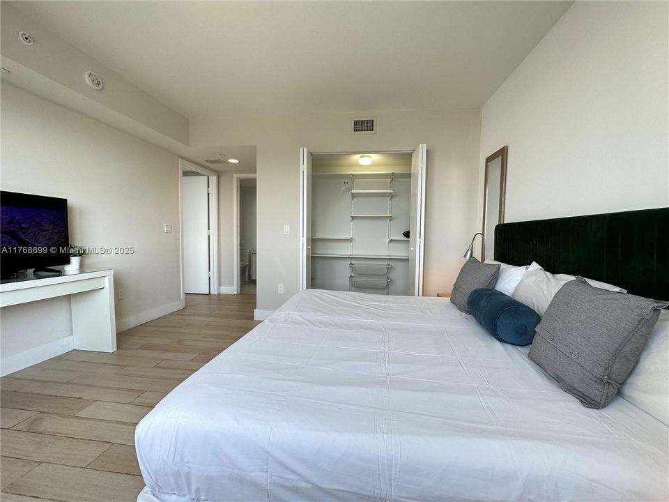 На продажу: $825,000 (3 спален, 3 ванн, 1577 Квадратных фут)