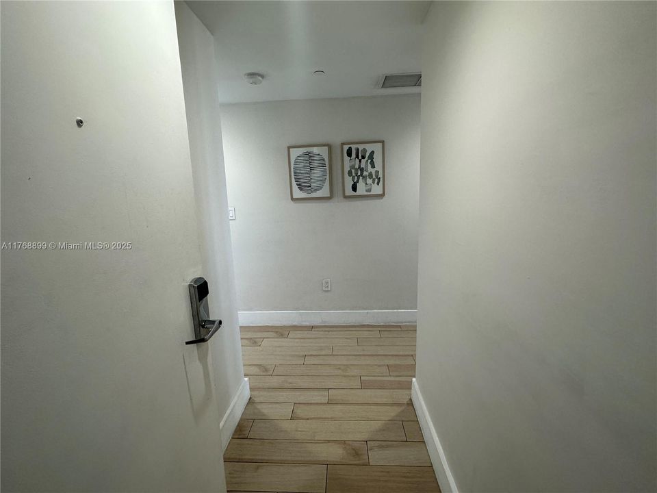 На продажу: $825,000 (3 спален, 3 ванн, 1577 Квадратных фут)