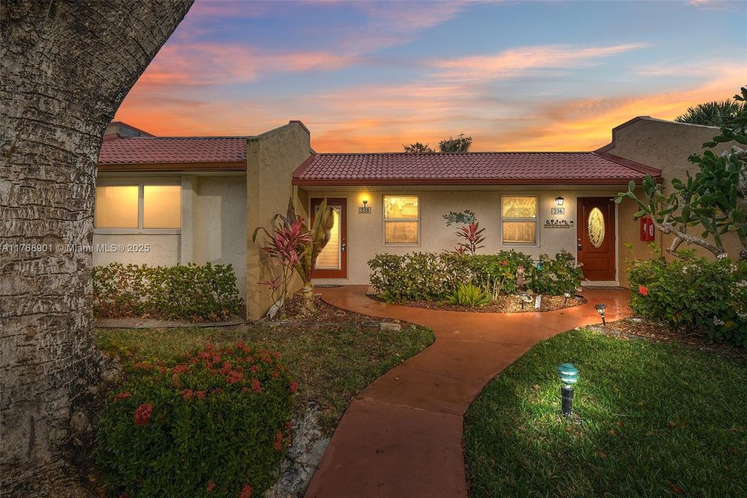 Recently Sold: $205,000 (2 beds, 2 baths, 1000 Square Feet)