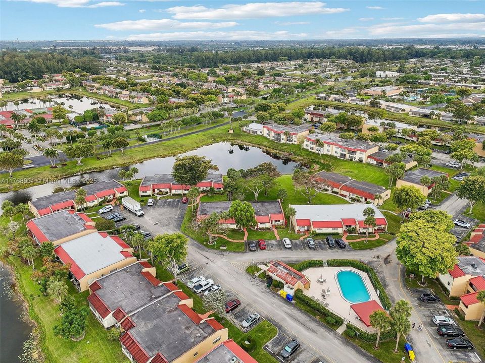 Recently Sold: $205,000 (2 beds, 2 baths, 1000 Square Feet)