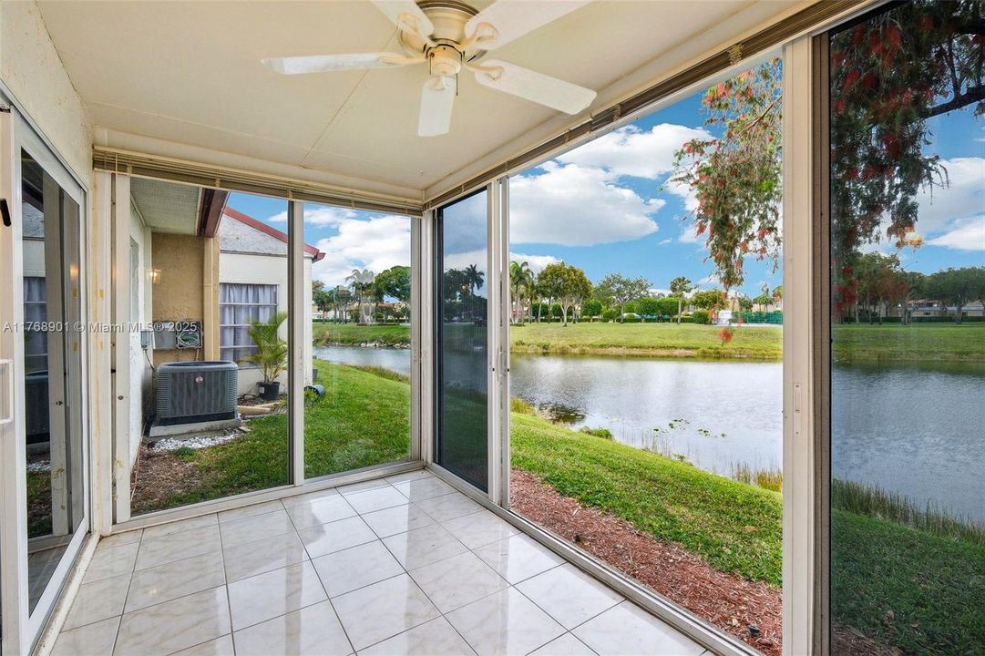 Recently Sold: $205,000 (2 beds, 2 baths, 1000 Square Feet)