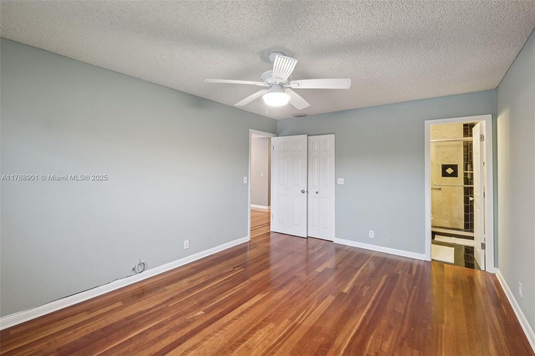 Recently Sold: $205,000 (2 beds, 2 baths, 1000 Square Feet)