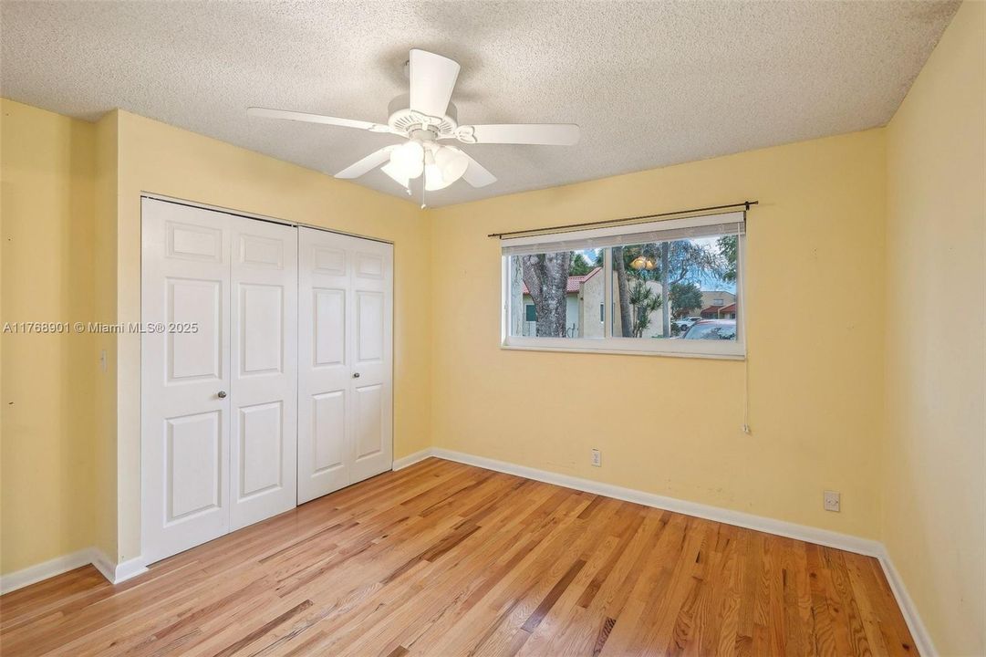 Recently Sold: $205,000 (2 beds, 2 baths, 1000 Square Feet)