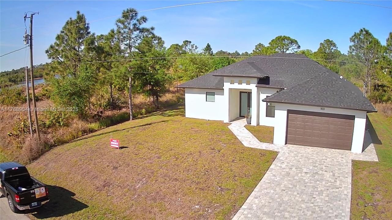 Недавно арендовано: $2,400 (4 спален, 2 ванн, 1588 Квадратных фут)