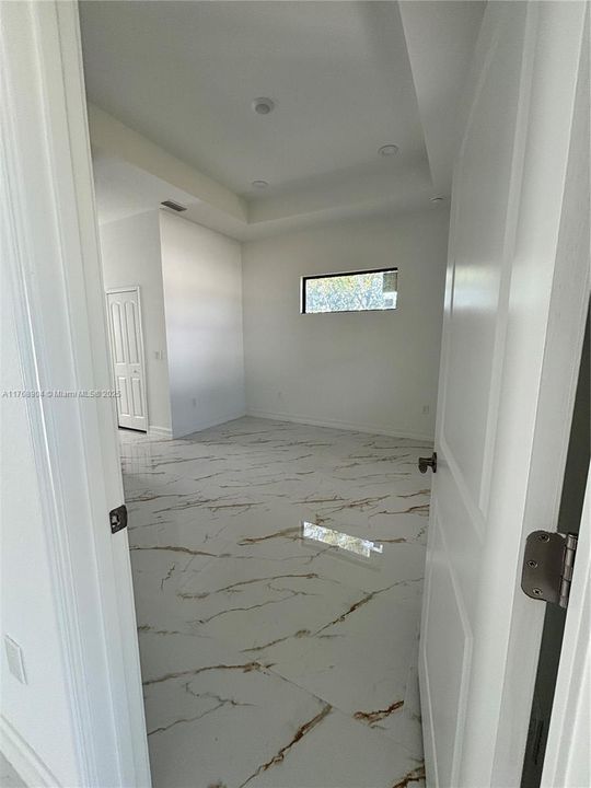 Недавно арендовано: $2,400 (4 спален, 2 ванн, 1588 Квадратных фут)