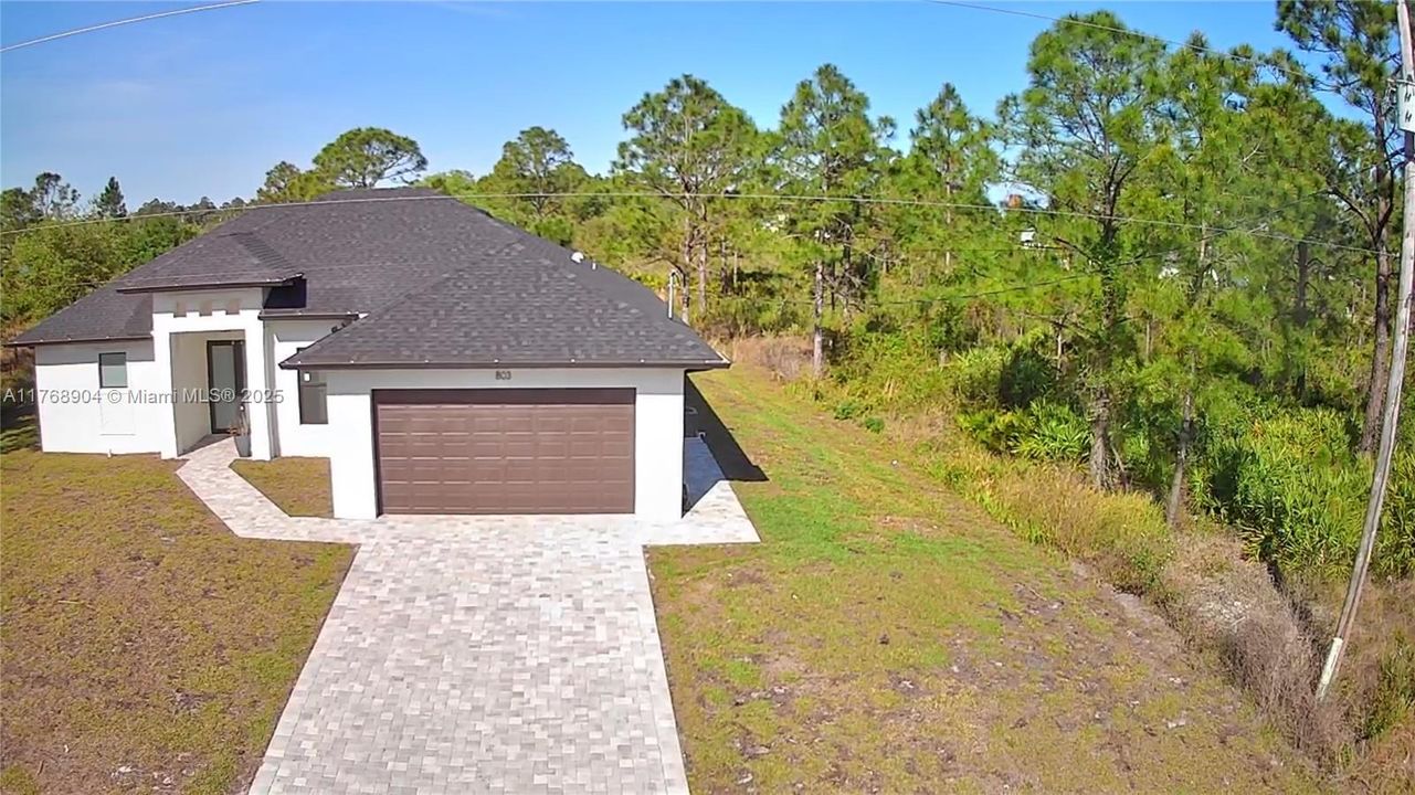 Недавно арендовано: $2,400 (4 спален, 2 ванн, 1588 Квадратных фут)