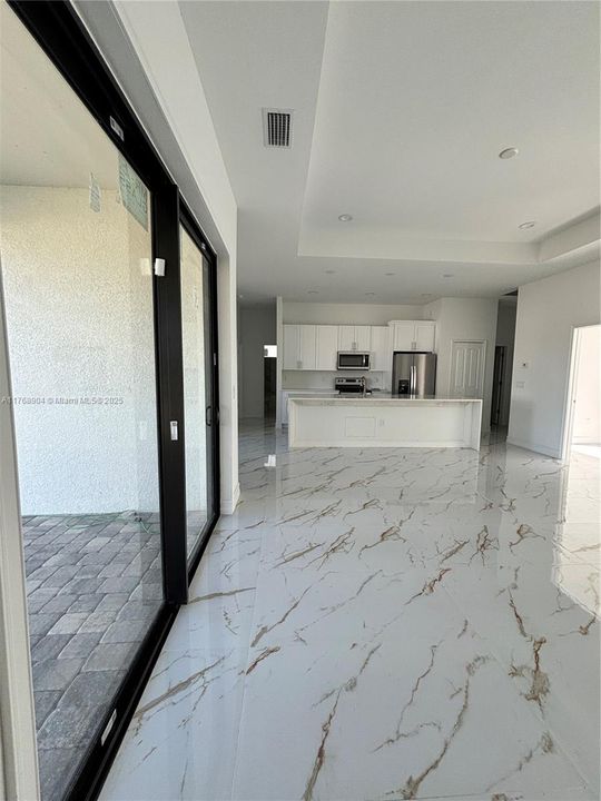 Недавно арендовано: $2,400 (4 спален, 2 ванн, 1588 Квадратных фут)