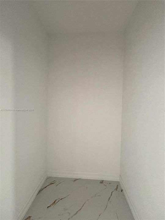 Недавно арендовано: $2,400 (4 спален, 2 ванн, 1588 Квадратных фут)