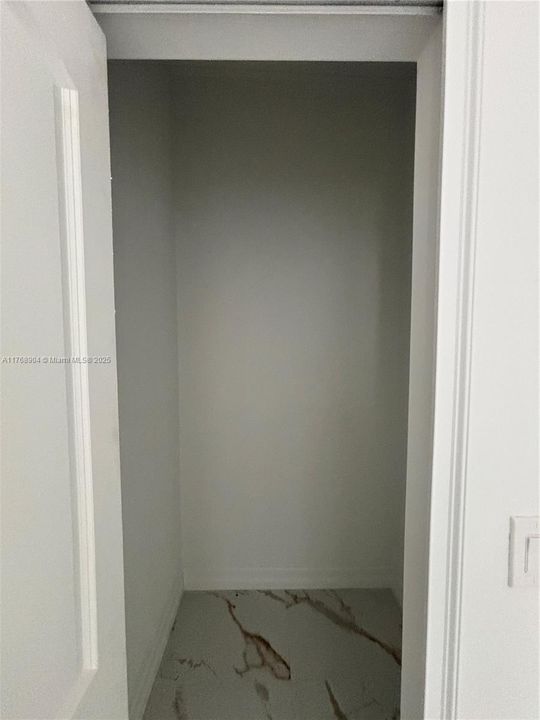 Недавно арендовано: $2,400 (4 спален, 2 ванн, 1588 Квадратных фут)