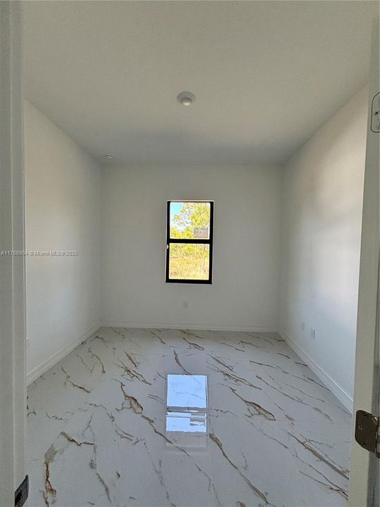 Недавно арендовано: $2,400 (4 спален, 2 ванн, 1588 Квадратных фут)