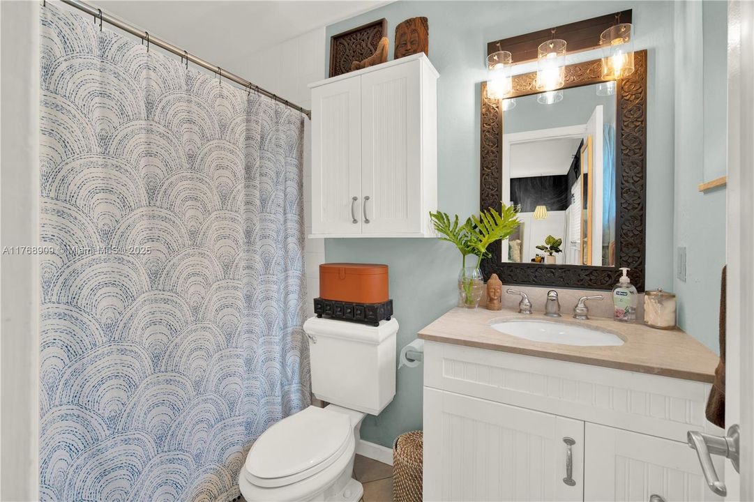 Recently Sold: $649,000 (3 beds, 2 baths, 1474 Square Feet)