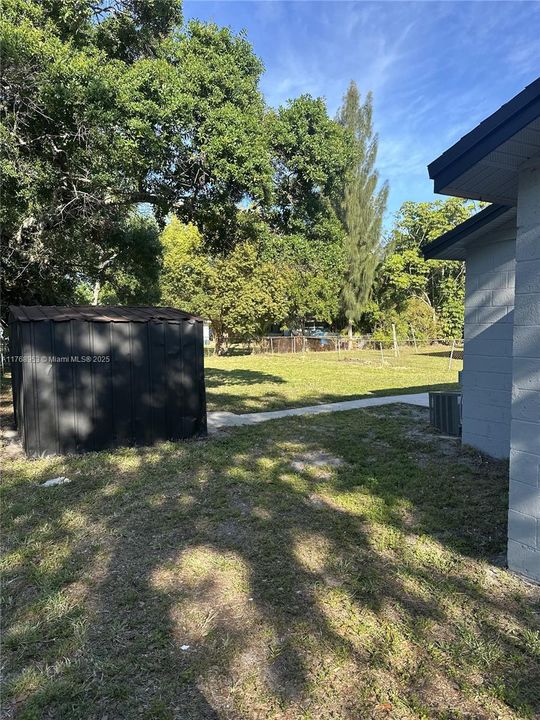 Недавно продано: $210,000 (2 спален, 1 ванн, 838 Квадратных фут)