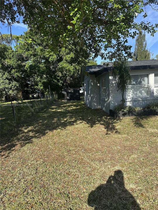 Недавно продано: $210,000 (2 спален, 1 ванн, 838 Квадратных фут)