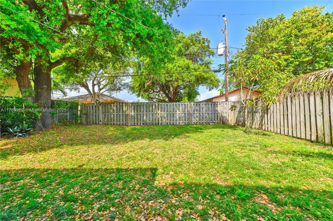 En Venta: $479,000 (3 camas, 2 baños, 1132 Pies cuadrados)