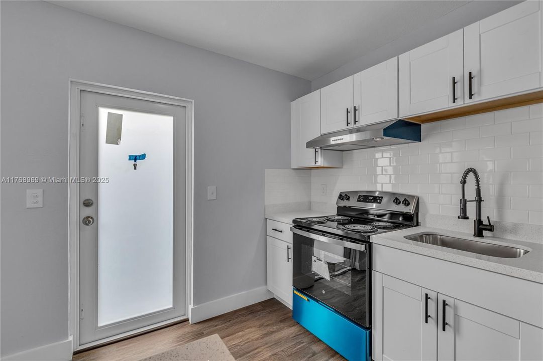 En Venta: $479,000 (3 camas, 2 baños, 1132 Pies cuadrados)