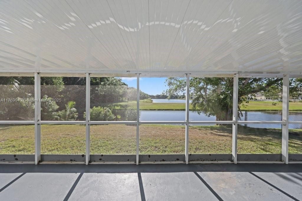 Recently Sold: $750,000 (0 beds, 0 baths, 1982 Square Feet)