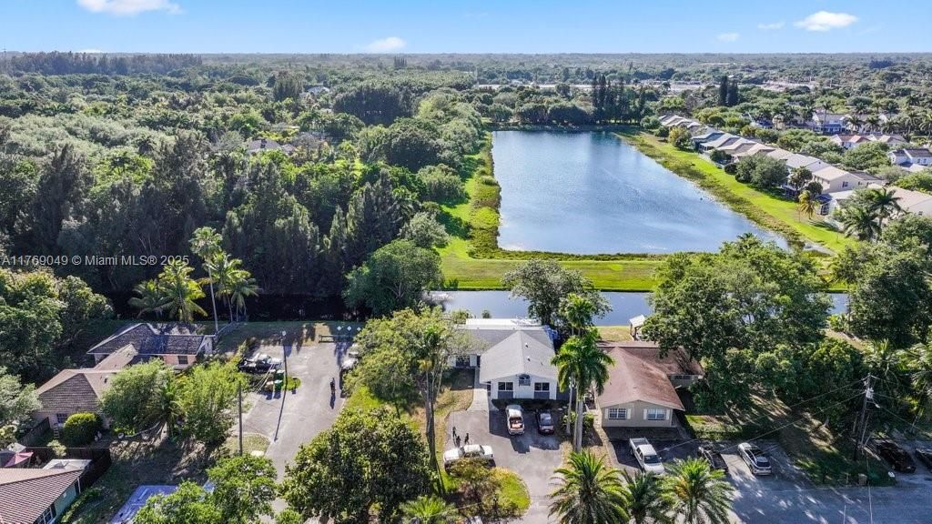 Recently Sold: $750,000 (0 beds, 0 baths, 1982 Square Feet)