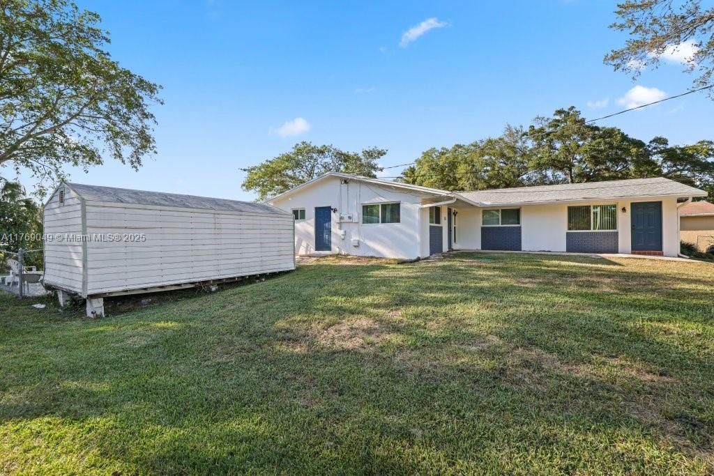 Recently Sold: $750,000 (0 beds, 0 baths, 1982 Square Feet)