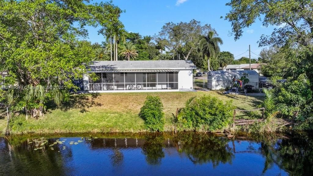 Recently Sold: $750,000 (0 beds, 0 baths, 1982 Square Feet)