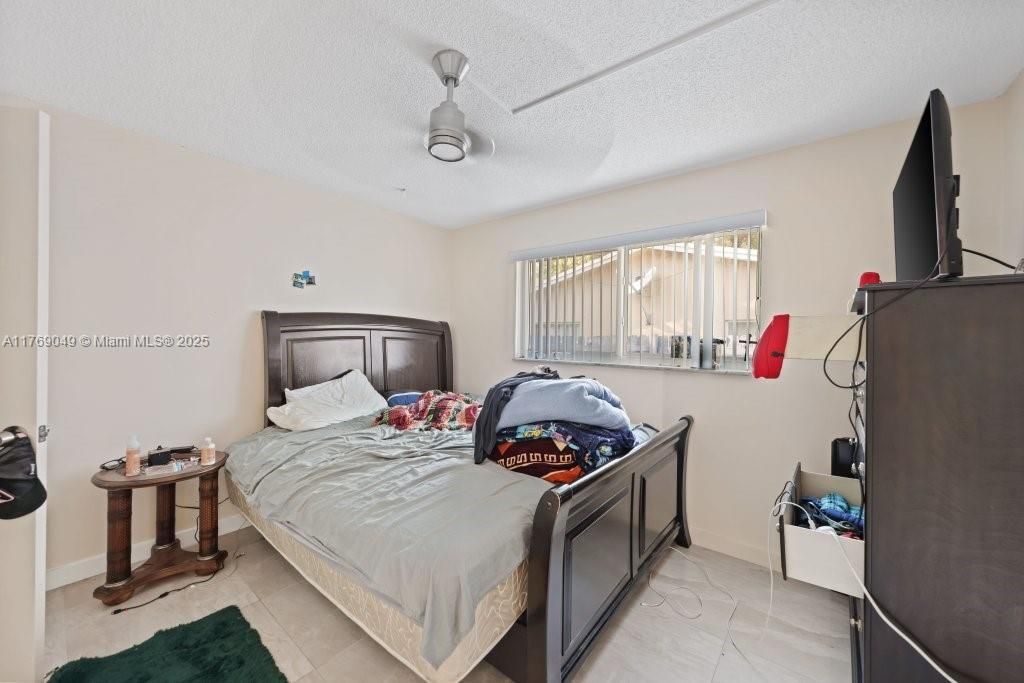 Recently Sold: $750,000 (0 beds, 0 baths, 1982 Square Feet)