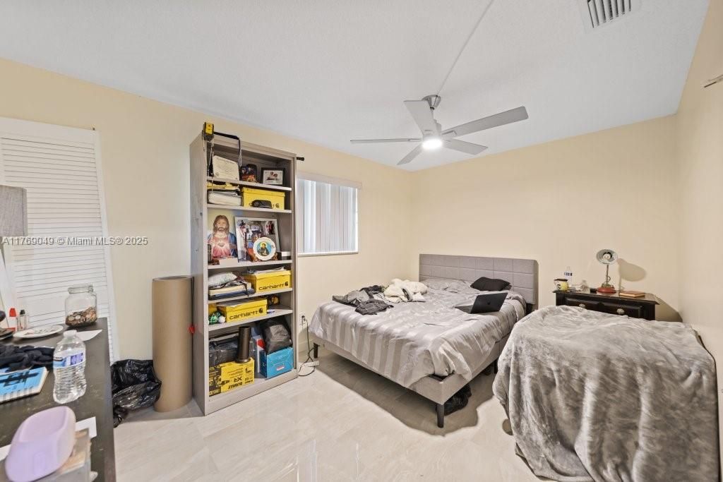 Recently Sold: $750,000 (0 beds, 0 baths, 1982 Square Feet)