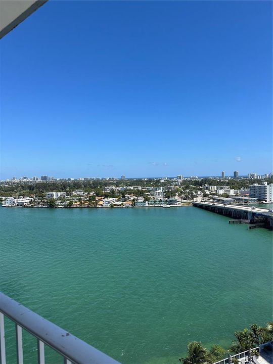 最近租的: $2,495 (1 贝兹, 1 浴室, 940 平方英尺)