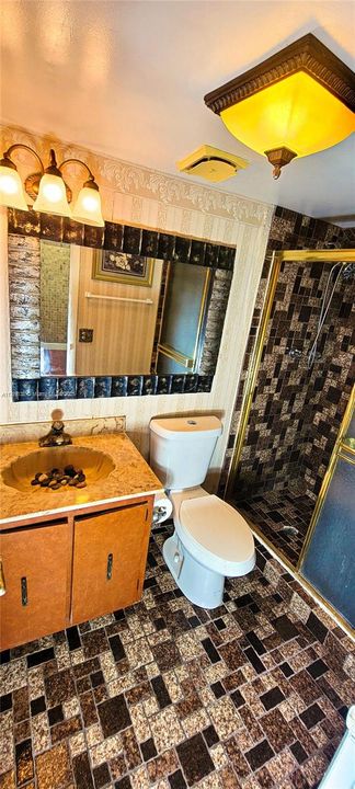 На продажу: $284,995 (2 спален, 2 ванн, 1182 Квадратных фут)