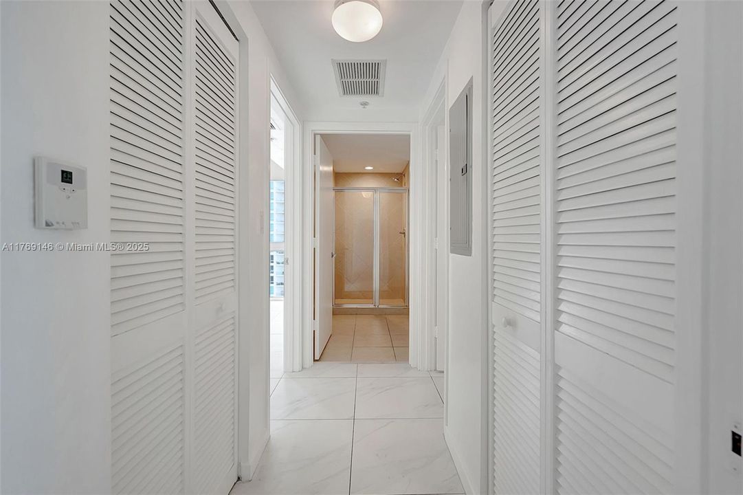 Недавно арендовано: $3,600 (2 спален, 2 ванн, 1105 Квадратных фут)