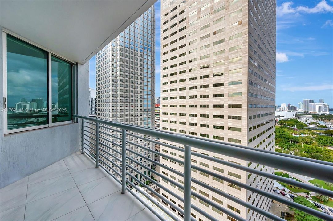 Недавно арендовано: $3,600 (2 спален, 2 ванн, 1105 Квадратных фут)