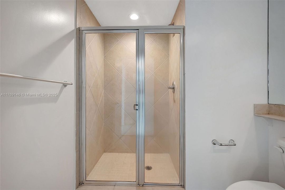 Недавно арендовано: $3,600 (2 спален, 2 ванн, 1105 Квадратных фут)