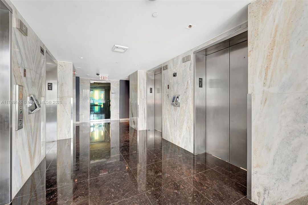 Недавно арендовано: $3,600 (2 спален, 2 ванн, 1105 Квадратных фут)