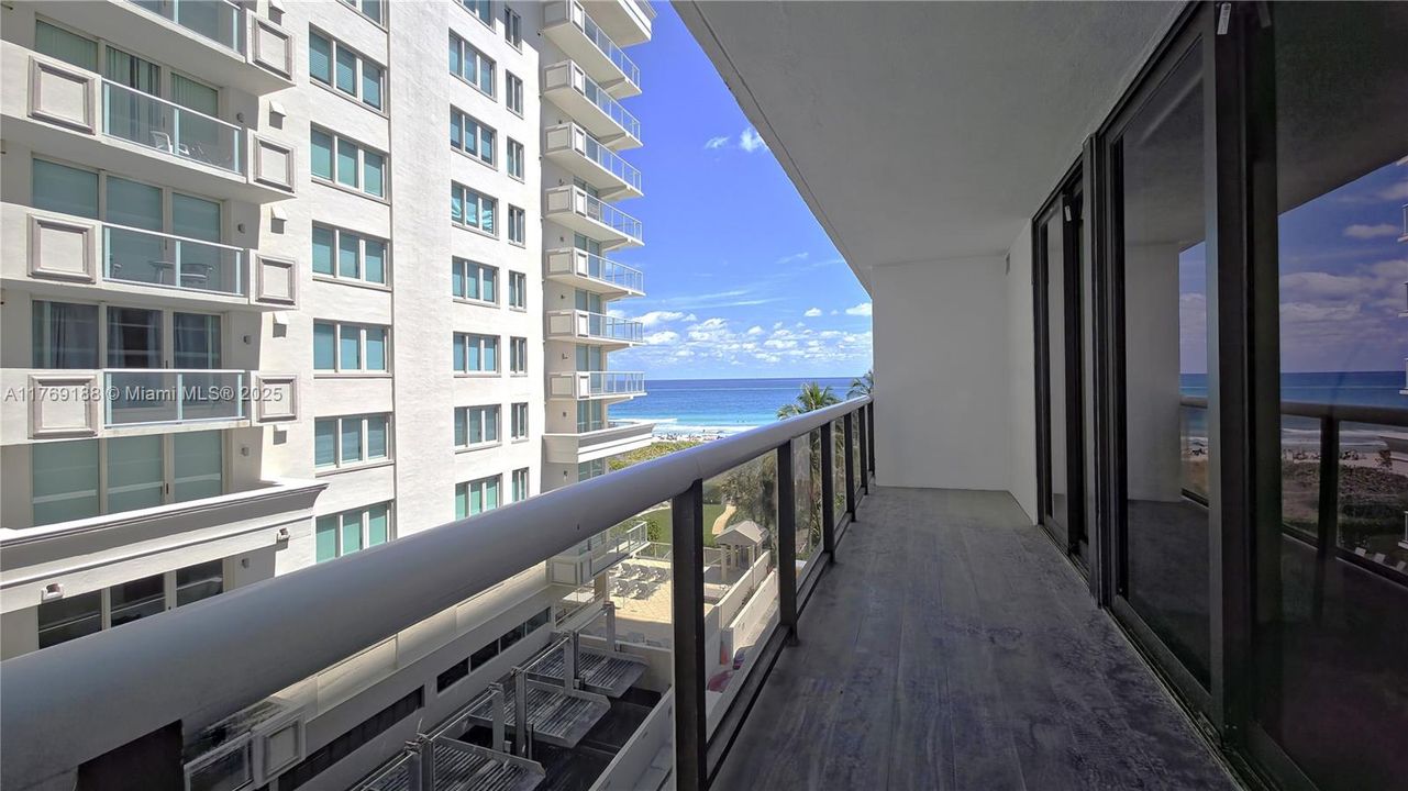Recently Sold: $950,000 (2 beds, 2 baths, 1260 Square Feet)
