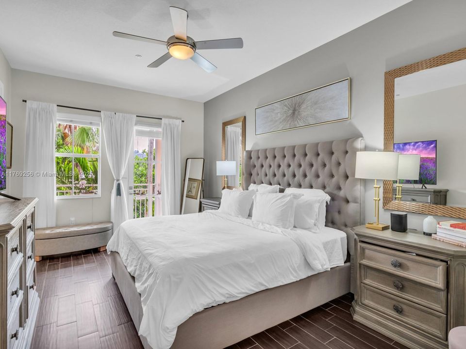 Recently Rented: $2,999 (2 beds, 2 baths, 1679 Square Feet)